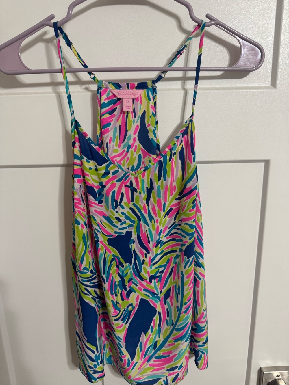 Lilly Pulitzer 100% Silk Cami Tank - “Dusk Print” XS - Picture 2 of 5